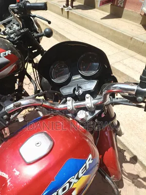 Bajaj Boxer 125 2024 Red