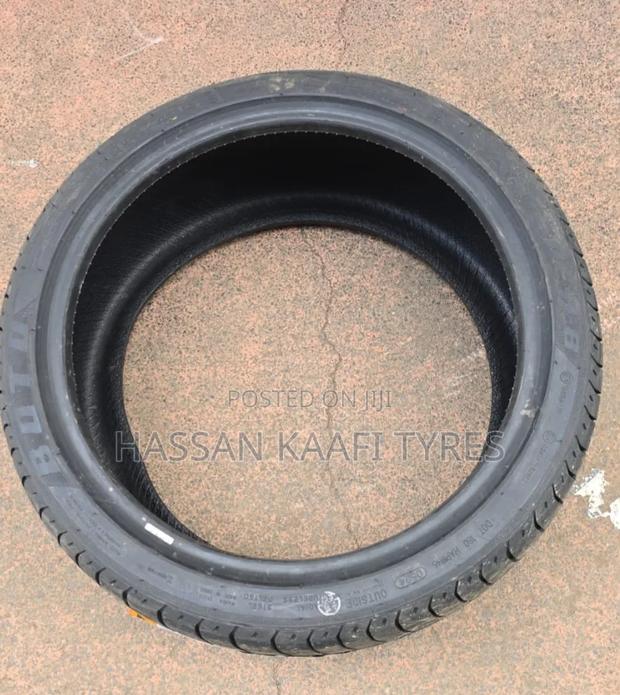 225/40r18 Boto Tyre - thumbnail 3