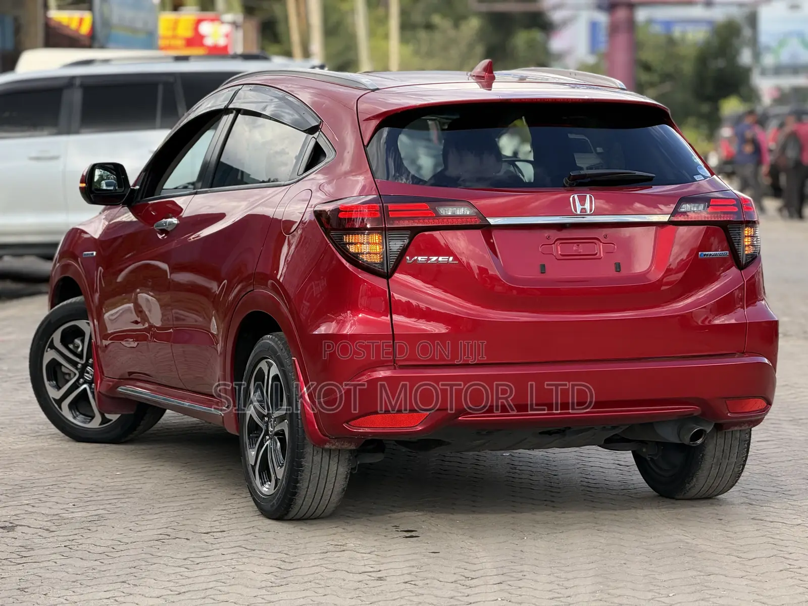Honda Vezel 1.5 Hybrid 2WD 2019 Red