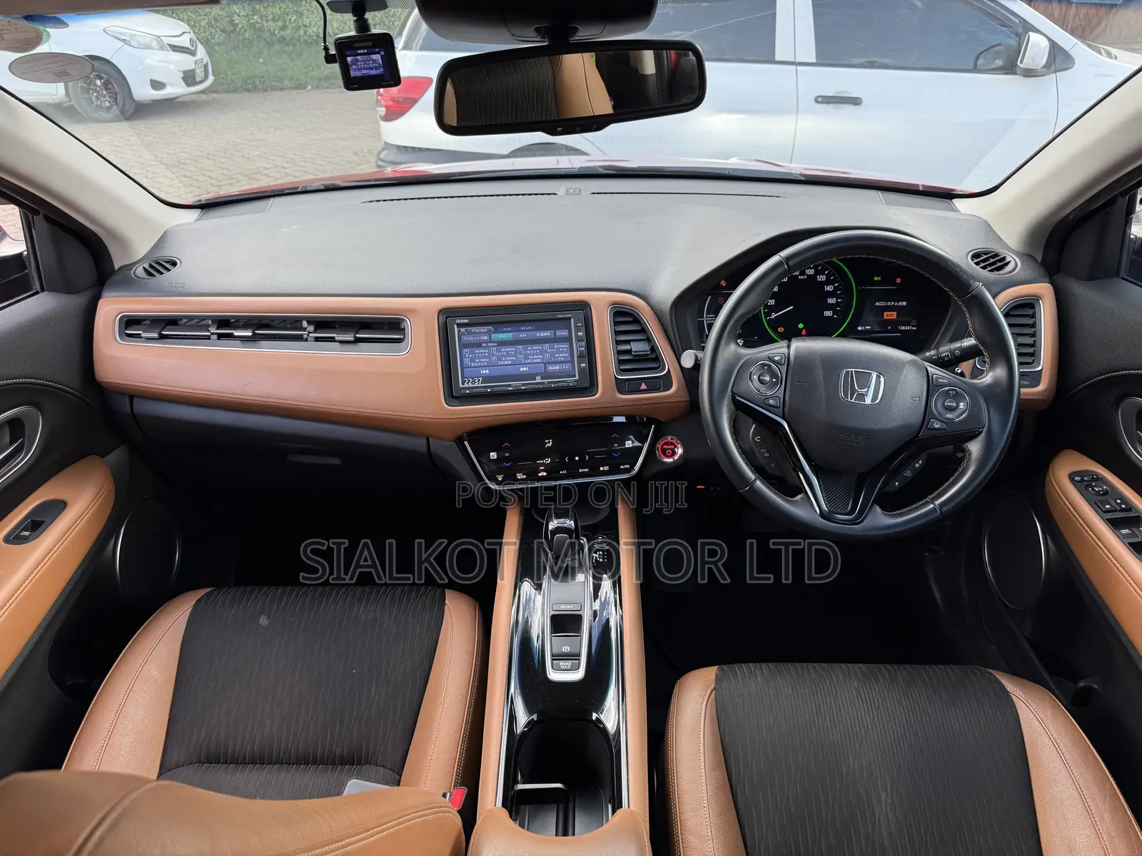 Honda Vezel 1.5 Hybrid 2WD 2019 Red