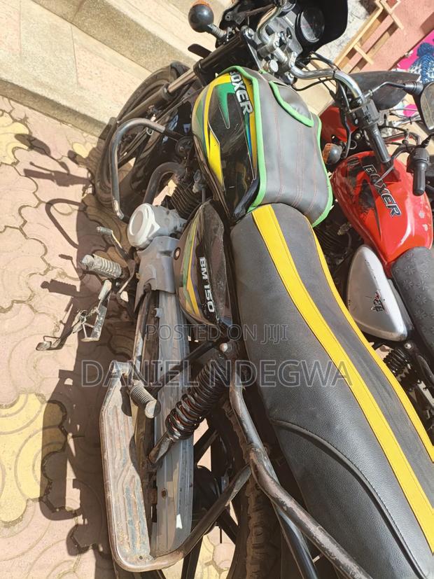 Bajaj Boxer 125 2023 Black - thumbnail 4