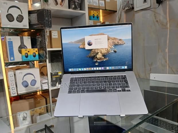 Laptop Apple MacBook Pro 2019 32GB Intel Core i9 SSD 512GB - thumbnail 3