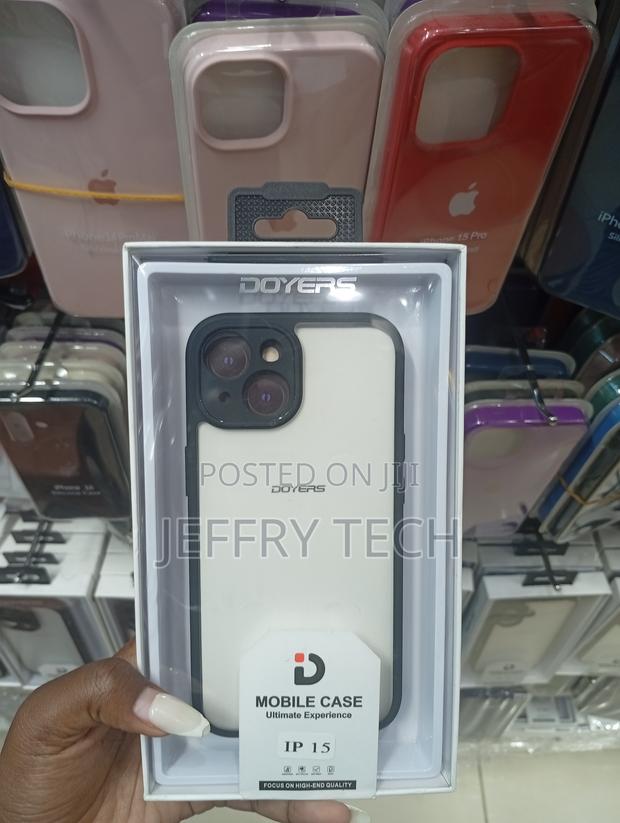 iPhone 15 Semi-Transparent Cover