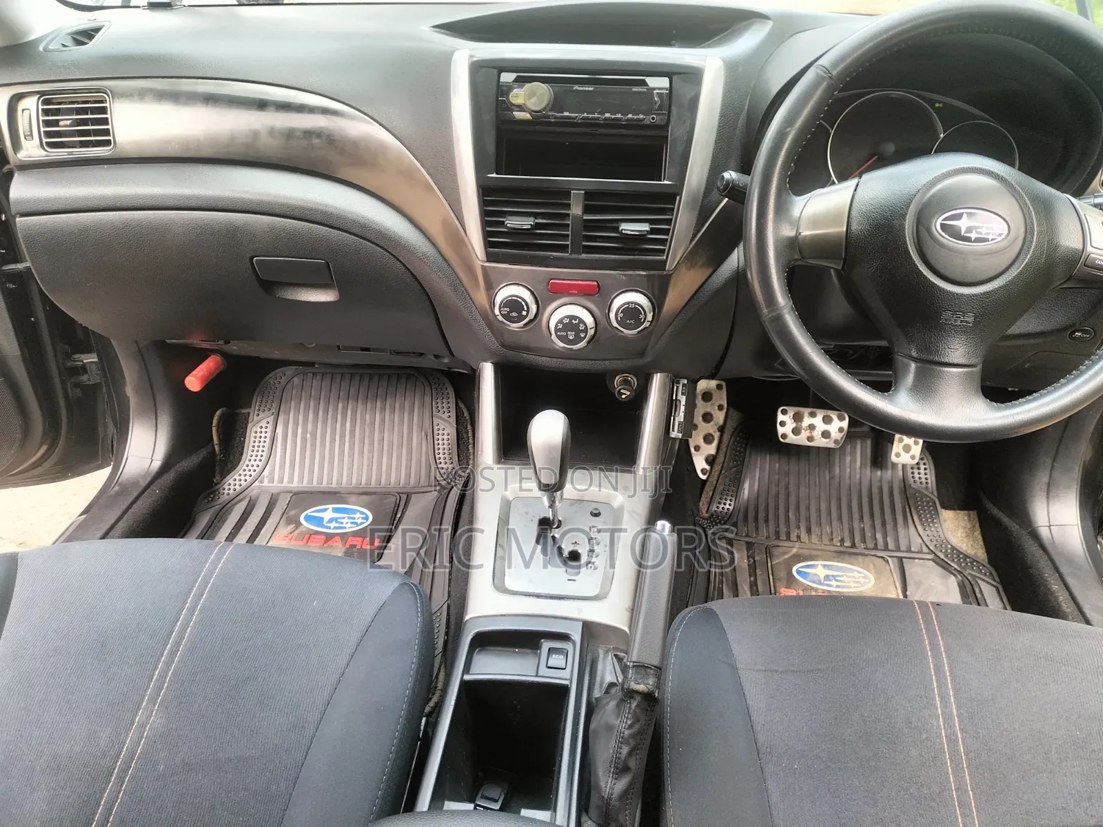 Subaru Forester 2010 Black
