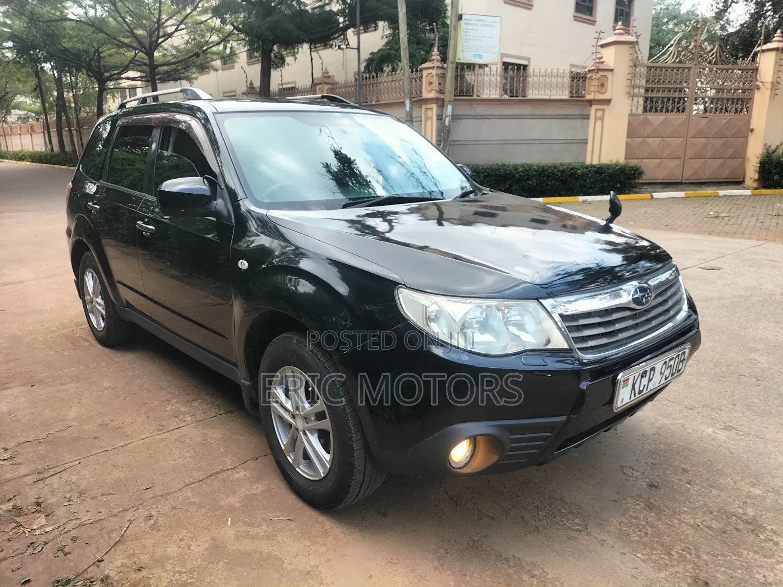 Subaru Forester 2010 Black