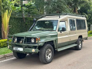 Toyota Land Cruiser 2005 Matt Black