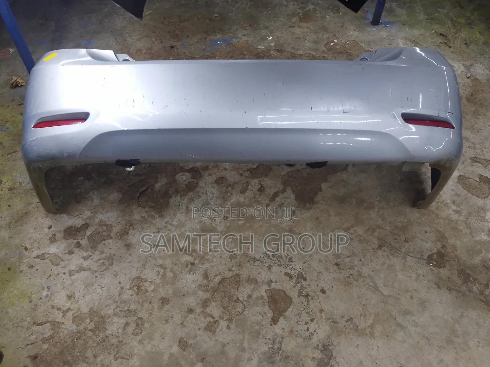 High End Fielder 161 X-Japan Back Bumper