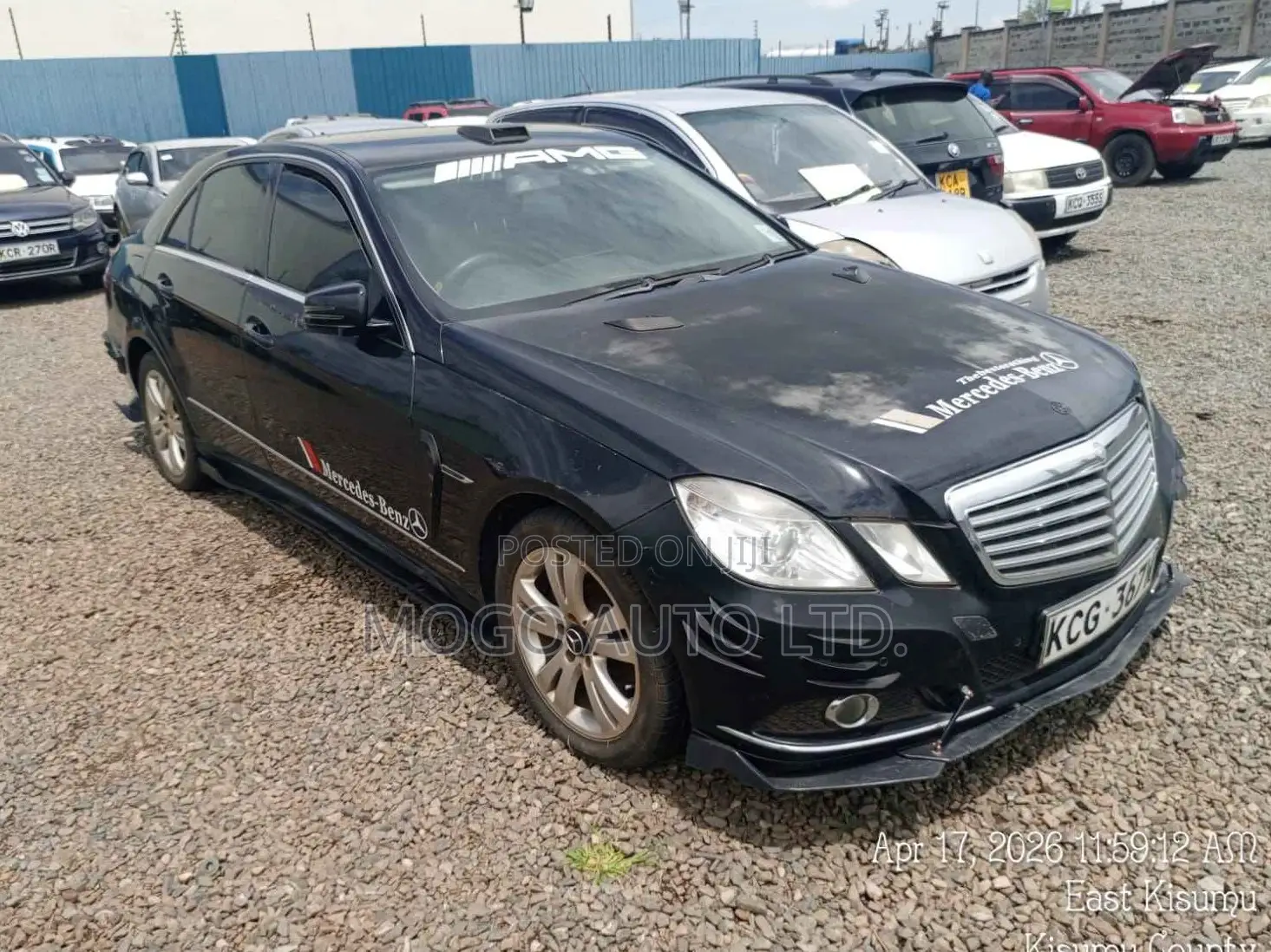 Mercedes-Benz E200 2010 Black