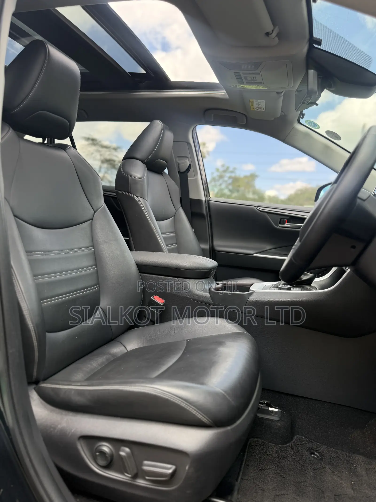 Toyota RAV4 Limited AWD 2019 Black