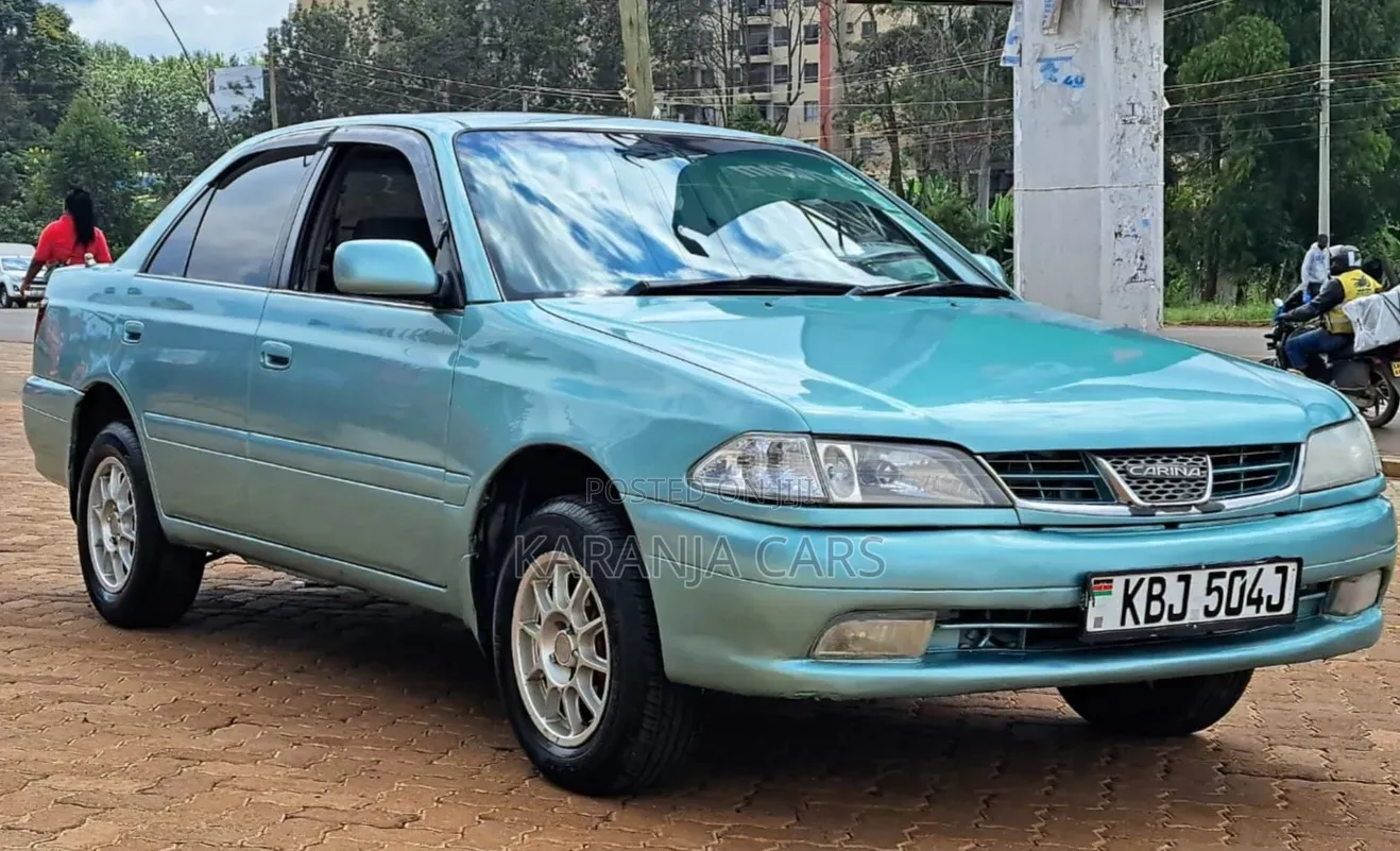 Toyota Carina 1.8 FWD Sedan 2001