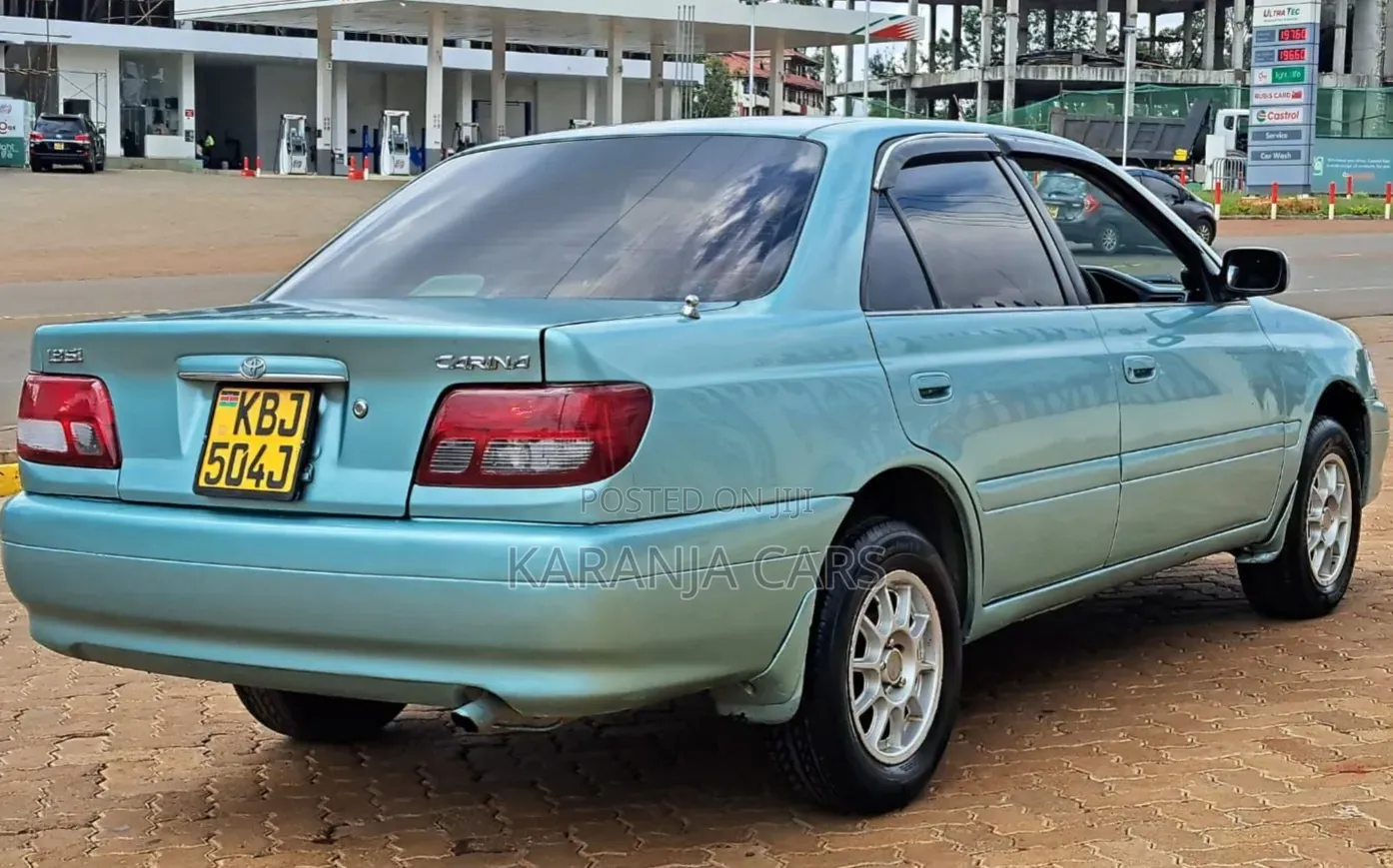 Toyota Carina 1.8 FWD Sedan 2001