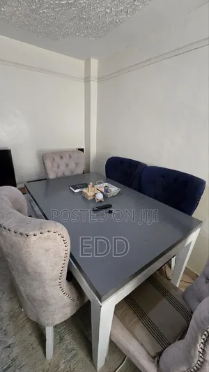 6 Seater Dining Table