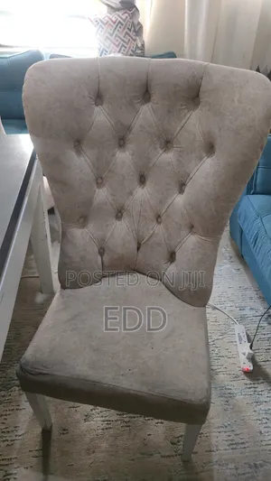 6 Seater Dining Table