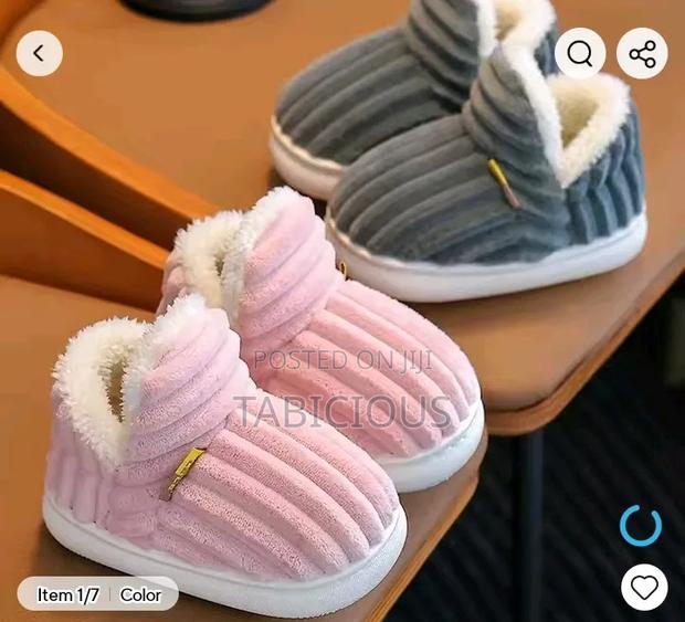 Newborn Shoes - thumbnail 2