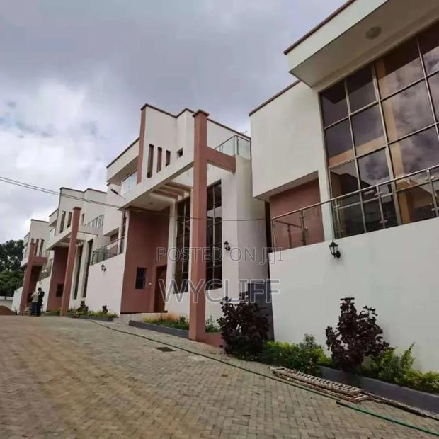5bdrm Villa in Muthangari for rent