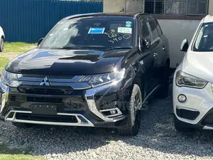 Mitsubishi Outlander 2019 Matt Black