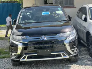 Mitsubishi Outlander 2019 Matt Black
