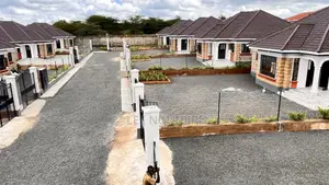 3bdrm Bungalow in Epics Homes, Kitengela for sale