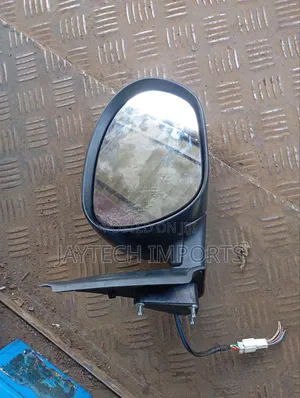 Nissan Juke Sidemirror RHS