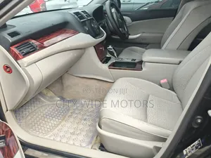 Toyota Crown 2013 Black