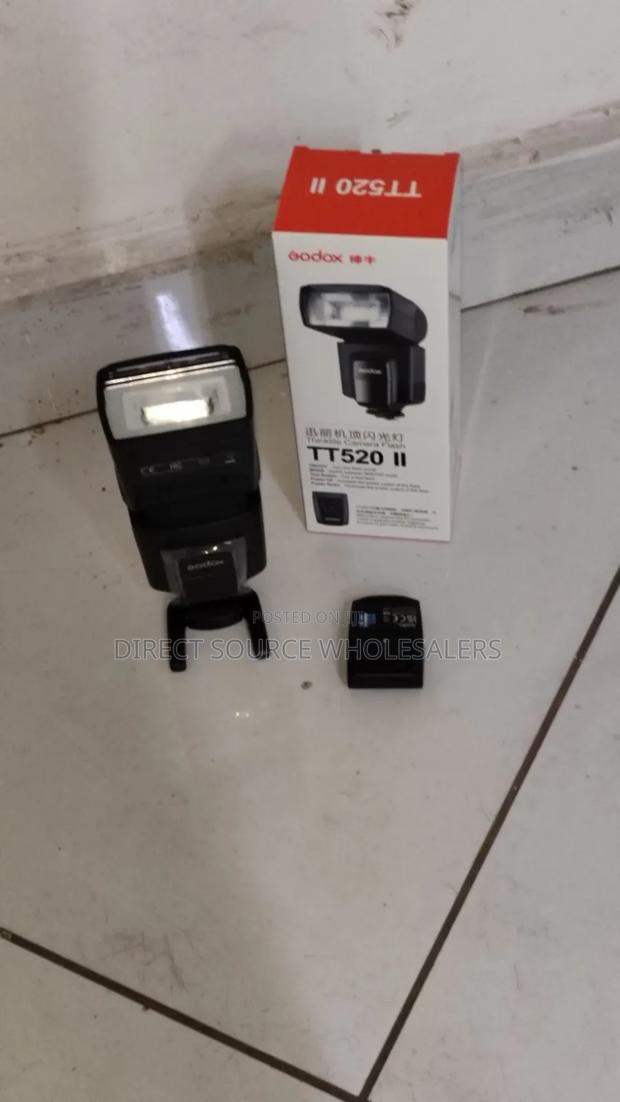 Godox Tt520 Ii Flash With Trigger Bright Portable Lighting Affordable - thumbnail 3