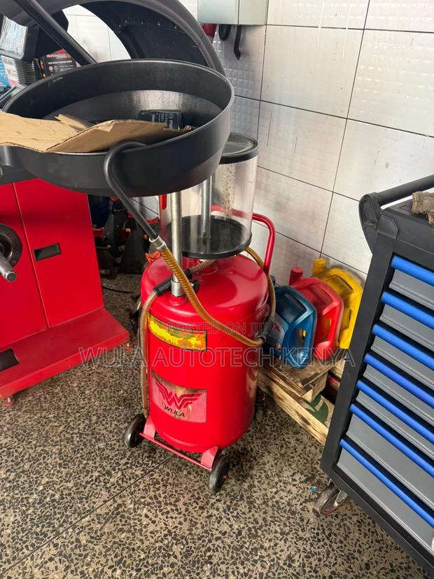 Heavy Duty and Industrial Oil Draining Machine With Guage Sunshine