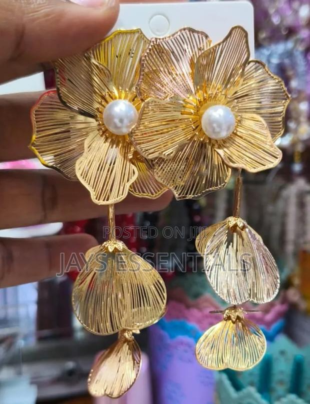 Bold and Colorful Earrings - thumbnail 6
