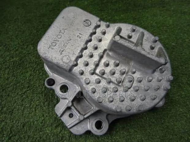 Toyota 2zr Hybrid Water Pump.