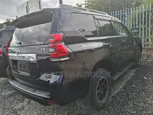 Toyota Land Cruiser Prado 2.7 2021 Black