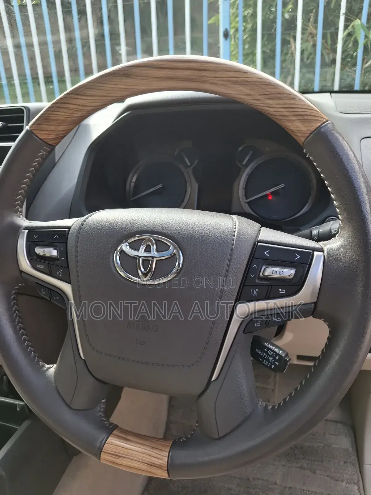 Toyota Land Cruiser Prado 2.7 2021 Black