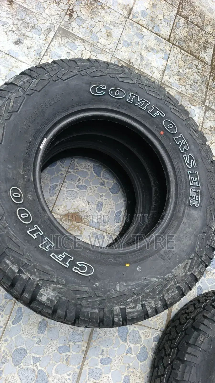 235/85r16 Comforser a/T