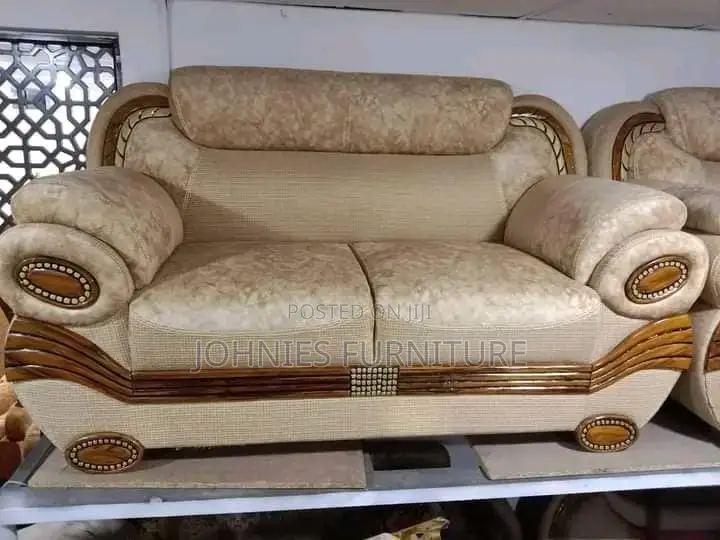 Luxurious Modern 2 Seater Sofa