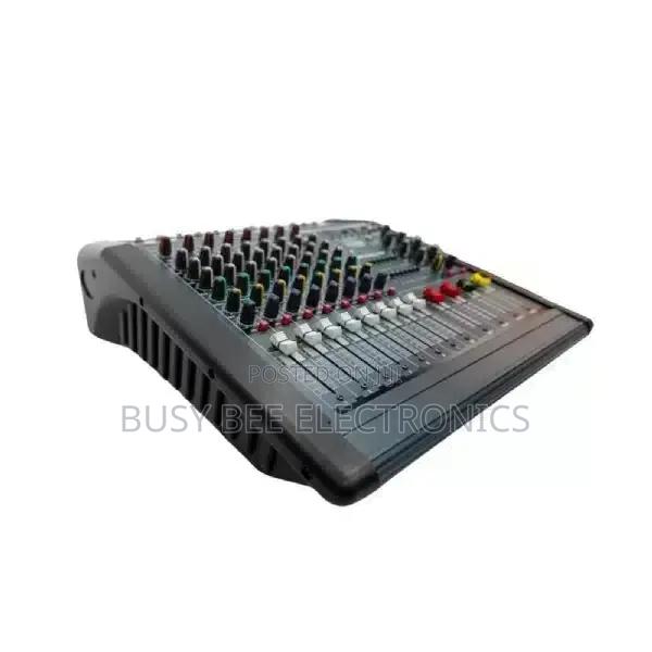 Mackie Mk 800 Usb Professional Mixer