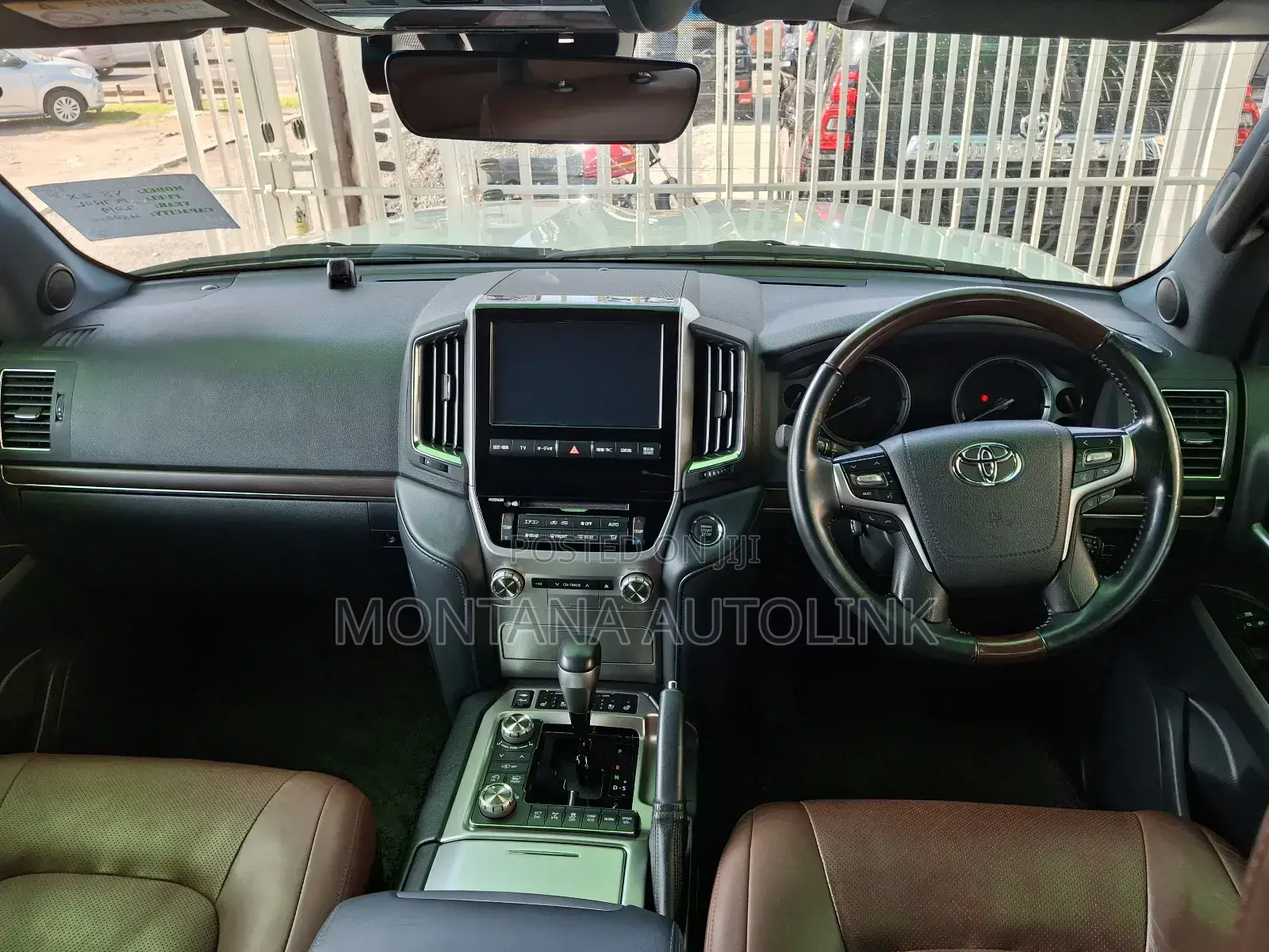 Toyota Land Cruiser 4.6 V8 ZX 2019 Pearl