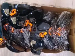 Black Googles