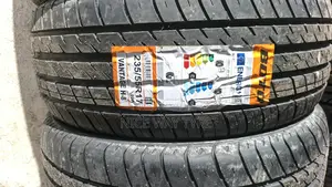 235/55r17 Boto