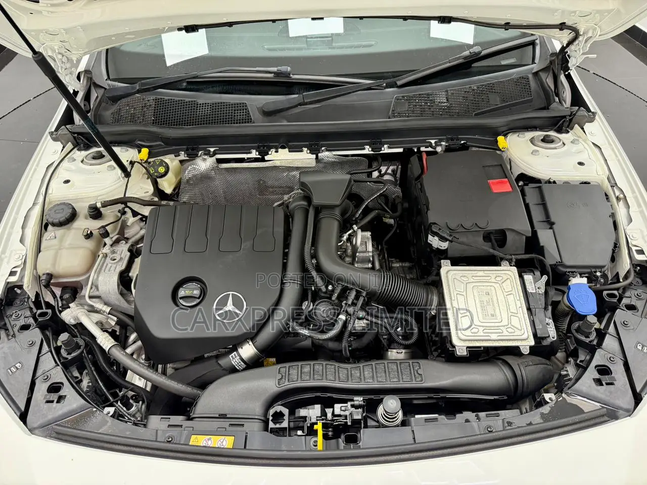 Mercedes-Benz A-Class 2019 White