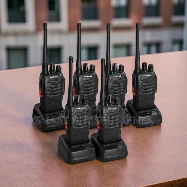 Baofeng Bf-888s Long Lasting Safe Connection Walkie Talkie Radio Calls