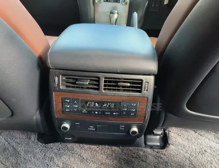 Toyota Land Cruiser 2019 Silver