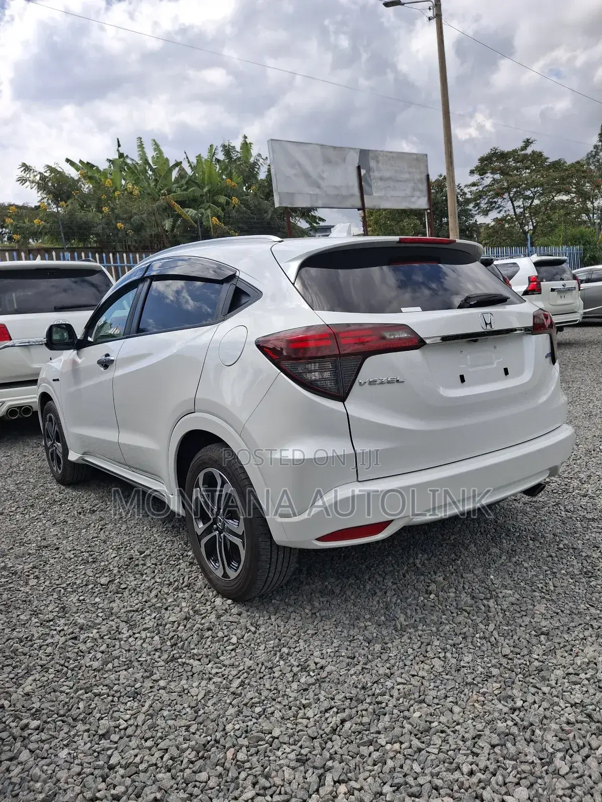 Honda Vezel 1.5 Hybrid 2WD 2019 White