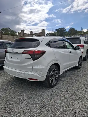 Honda Vezel 1.5 Hybrid 2WD 2019 White