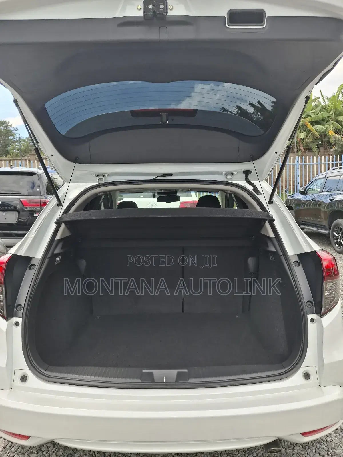 Honda Vezel 1.5 Hybrid 2WD 2019 White