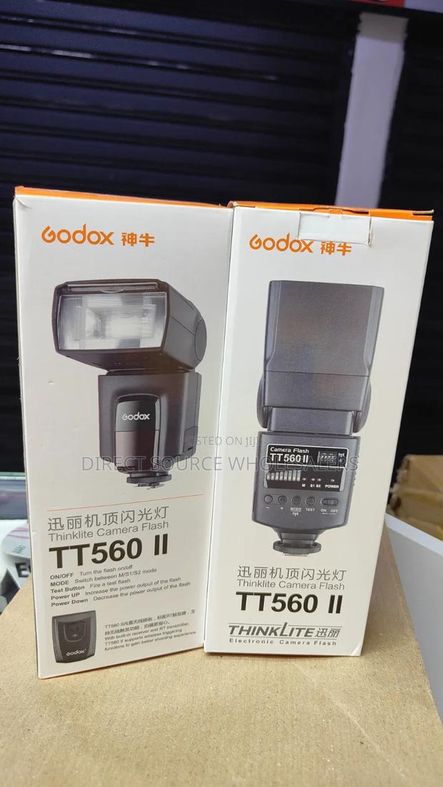 Bright Godox Tt560 Camera Flash for Studio and Portraits