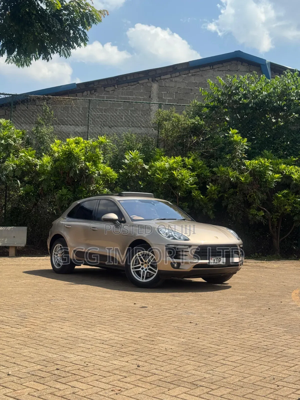 Porsche Macan Base 2017 Brown