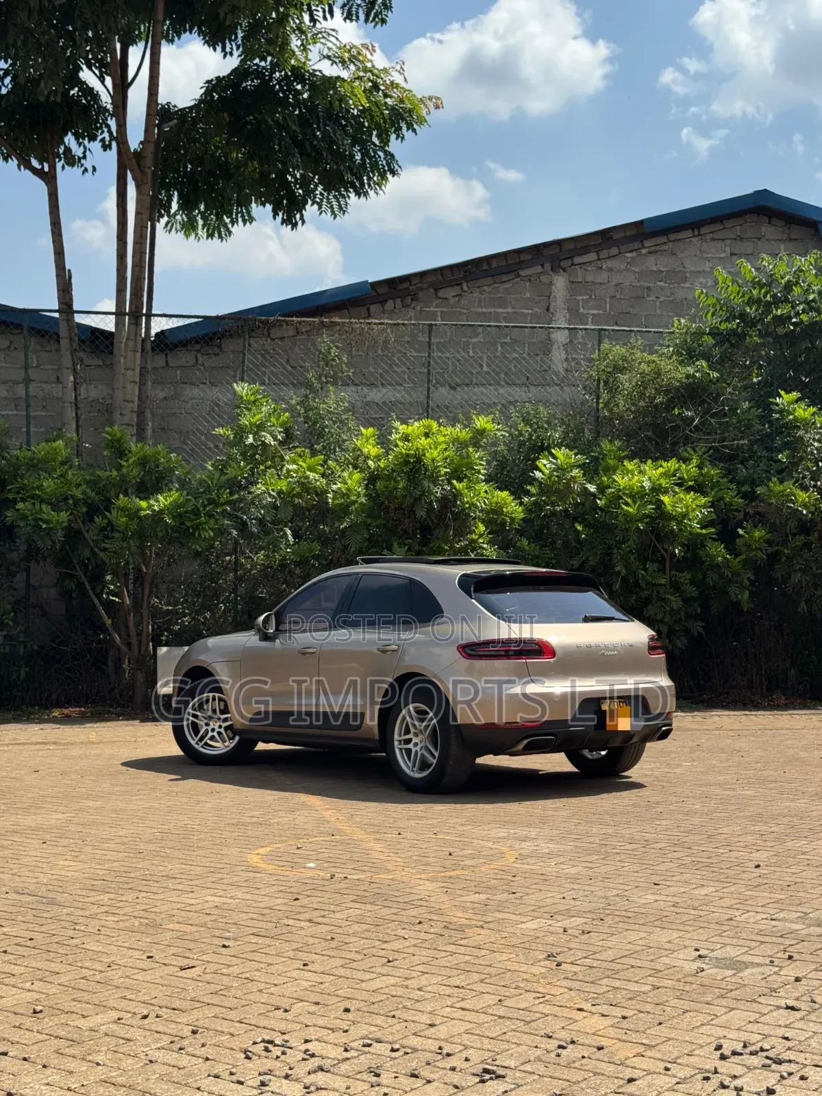 Porsche Macan Base 2017 Brown