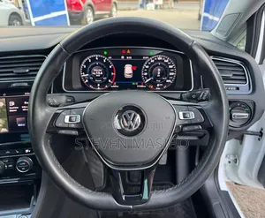 Volkswagen Golf 2019 White