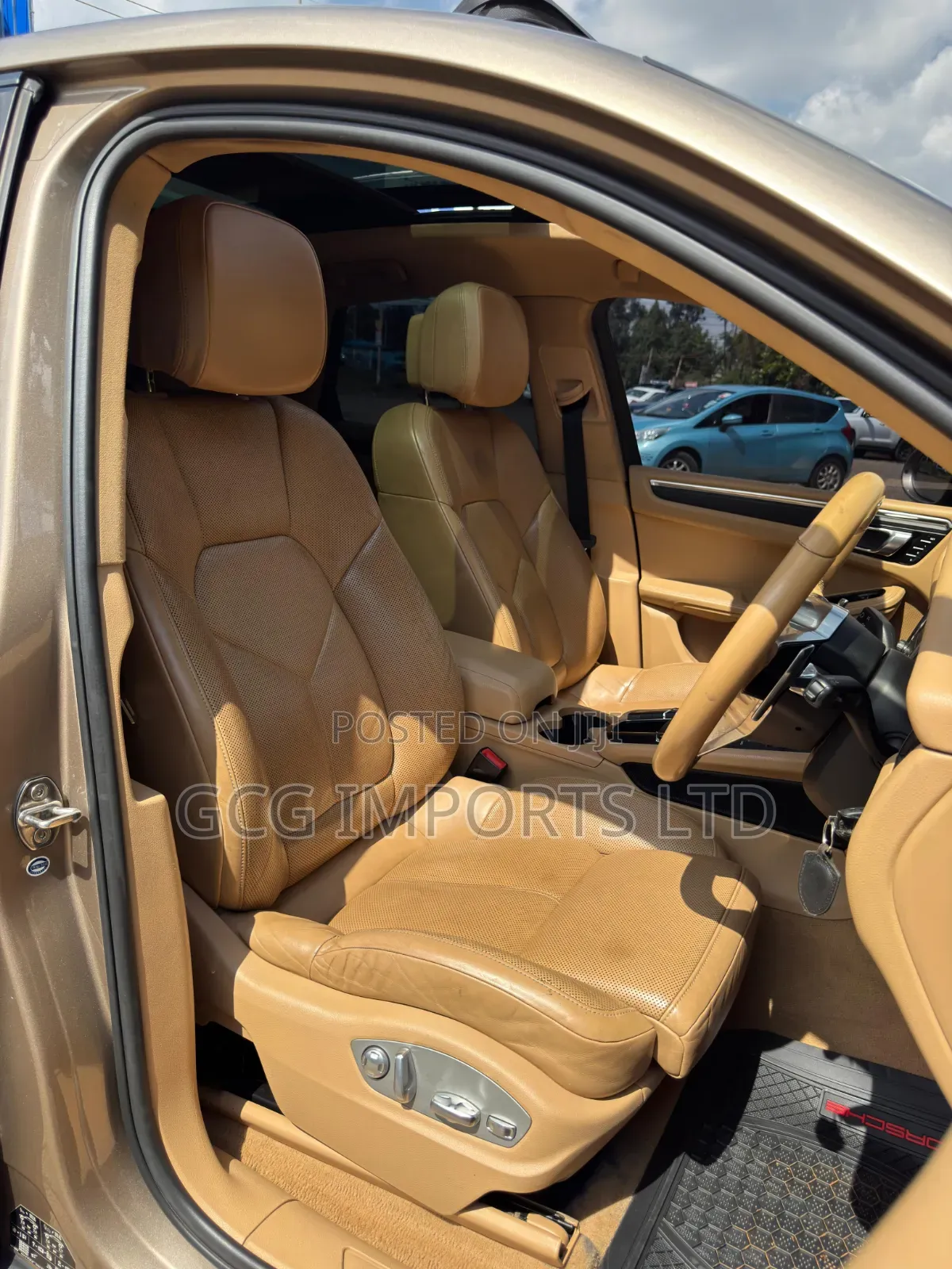Porsche Macan Base 2017 Brown