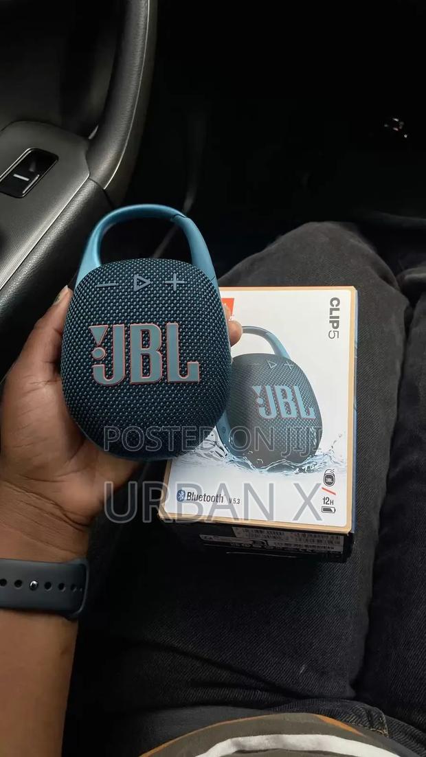 JBL Clip 5 - main view
