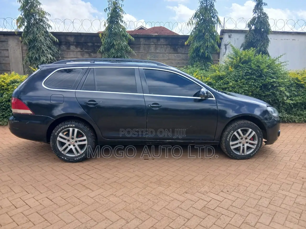 Volkswagen Golf Variant 2011 Black