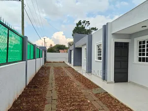 Mini Flat in Lari/Kirenga for rent